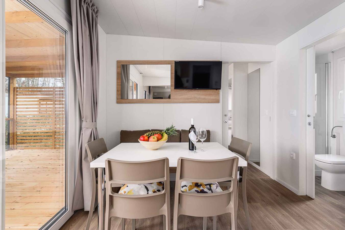 Ferienhaus mit Terrasse und Klimaanlage in Lovrecica, Umag und Umgebung