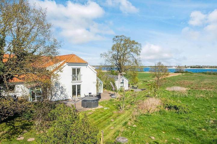 Ferienhaus für 24 Personen, mit Whirlpool und Balkon sowie Sauna in Årøsund - 3