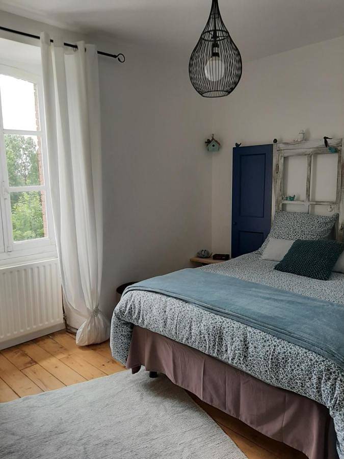 Four-Bedroom House in Folles, Région de Bellac