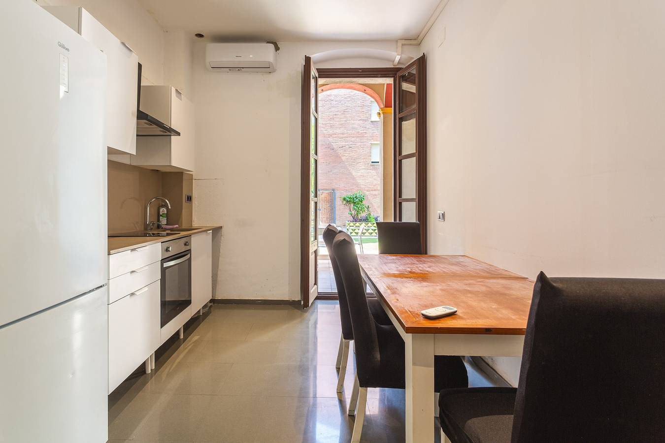 Apartamento entero, Apartamento 'Loft' con piscina compartida, Wi-Fi y aire acondicionado in Santa Coloma de Farners, Provincia de Gerona