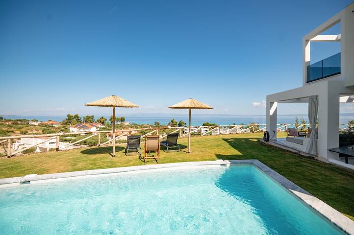 Ferienhaus für 8 Personen, mit Balkon und Terrasse sowie Garten und Ausblick in Chalkidiki - 4