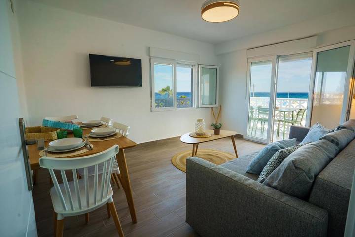 Appart’hôtel pour 6 personnes, avec vue ainsi que jardin et balcon