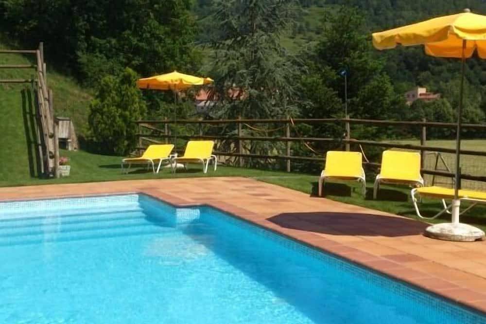 Self catering Mas la Batllia for 4 people in Sant Joan de les Abadesses, Catalan Pyrenees