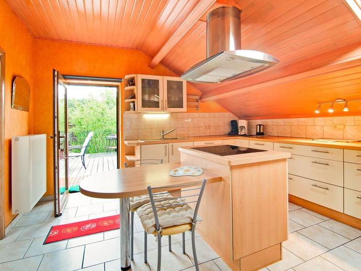 Gîte pour 4 personnes, avec terrasse à Érezée - 3