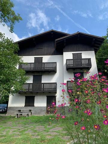 Gîte pour 4 personnes, avec vue ainsi que jardin et terrasse, animaux acceptés à Bagolino