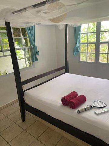 Maison d’hôte pour 2 personnes, avec jardin et balcon dans Saint Martin