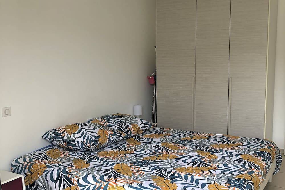 Appartement entier, Logement tout confort dans résidence les pieds dans l’eau in Propriano, Arrondissement de Sartène