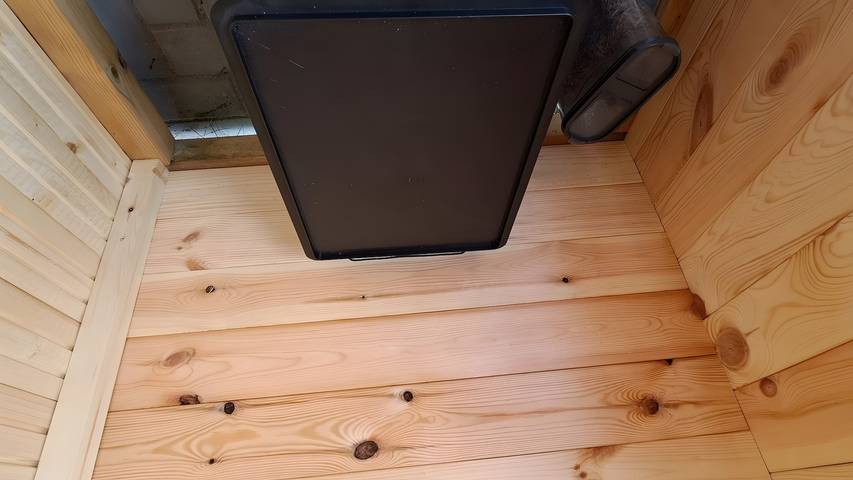 Holiday Home 'Bauwagen Rhumeblüte' with Private Terrace, Garden and Wi-Fi in Rüdershausen, Harzvorland