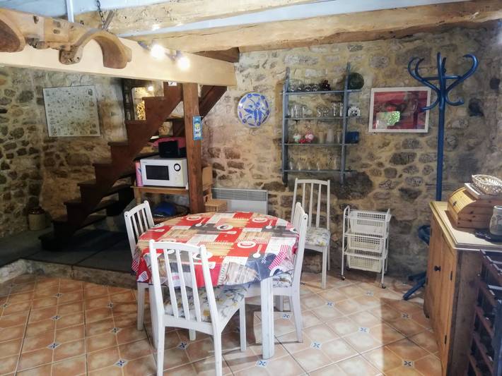 Gîte pour 2 personnes, avec Piscine à Albas - 2