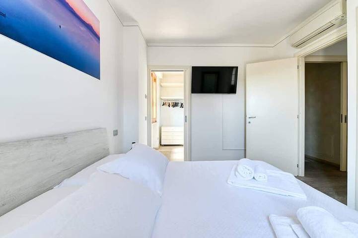 Ganze Wohnung, Pearl House - Sirmione Holiday (Privater Jacuzzi) in Santa Maria di Lugana, Sirmione