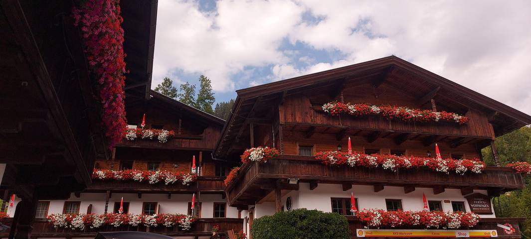 Gîte pour 4 personnes, avec vue et balcon, adapté aux familles à Alpbach - 2
