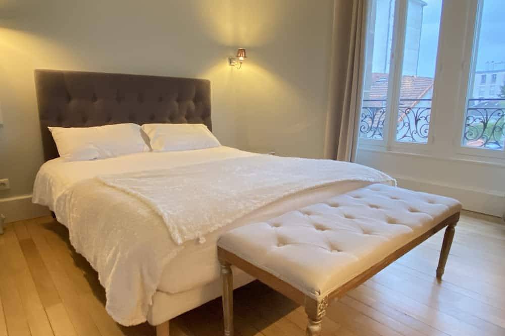 Entire apartment, Appartement Confort - Villa Beaupeyrat in Limoges, Limoges region