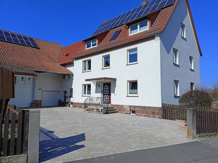 Ferienwohnung für 4 Personen, mit Terrasse und Balkon/Terrasse in Wolfhagen