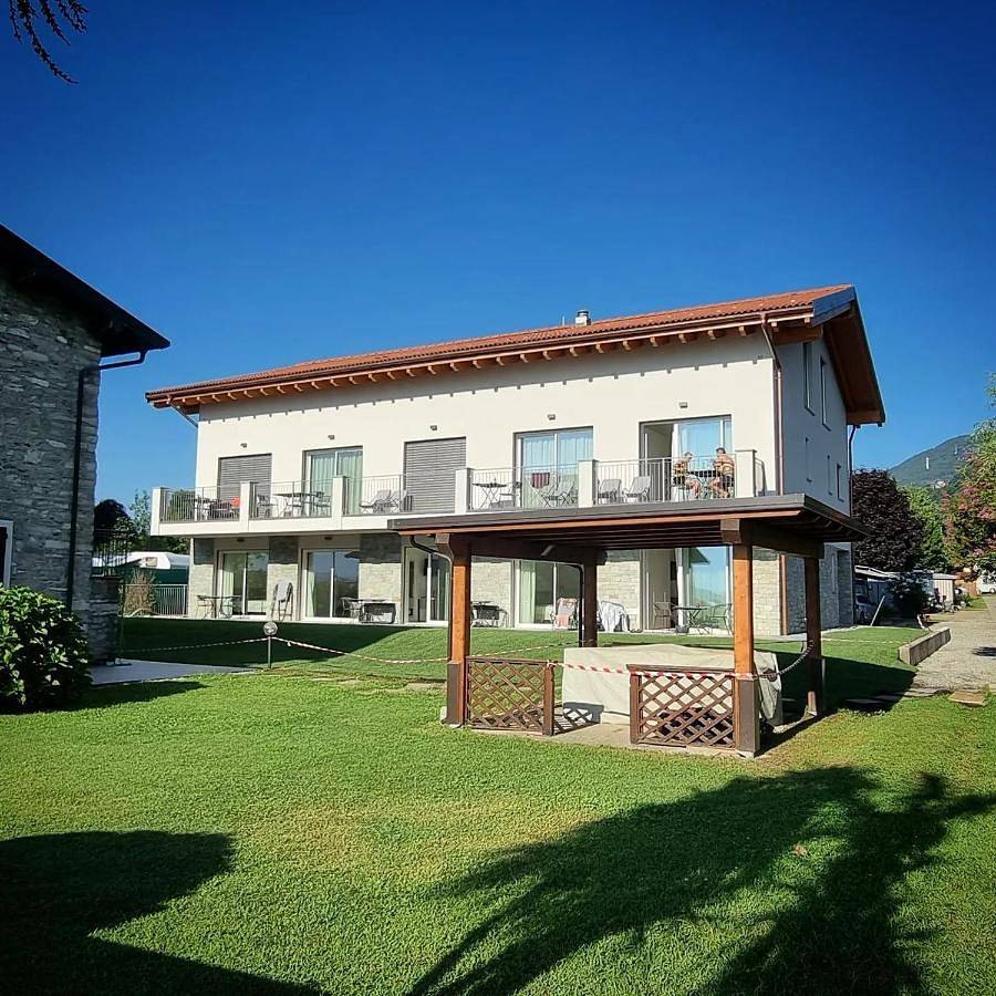 Resort le Vele Suites and Apartments in Arbosto, Domaso
