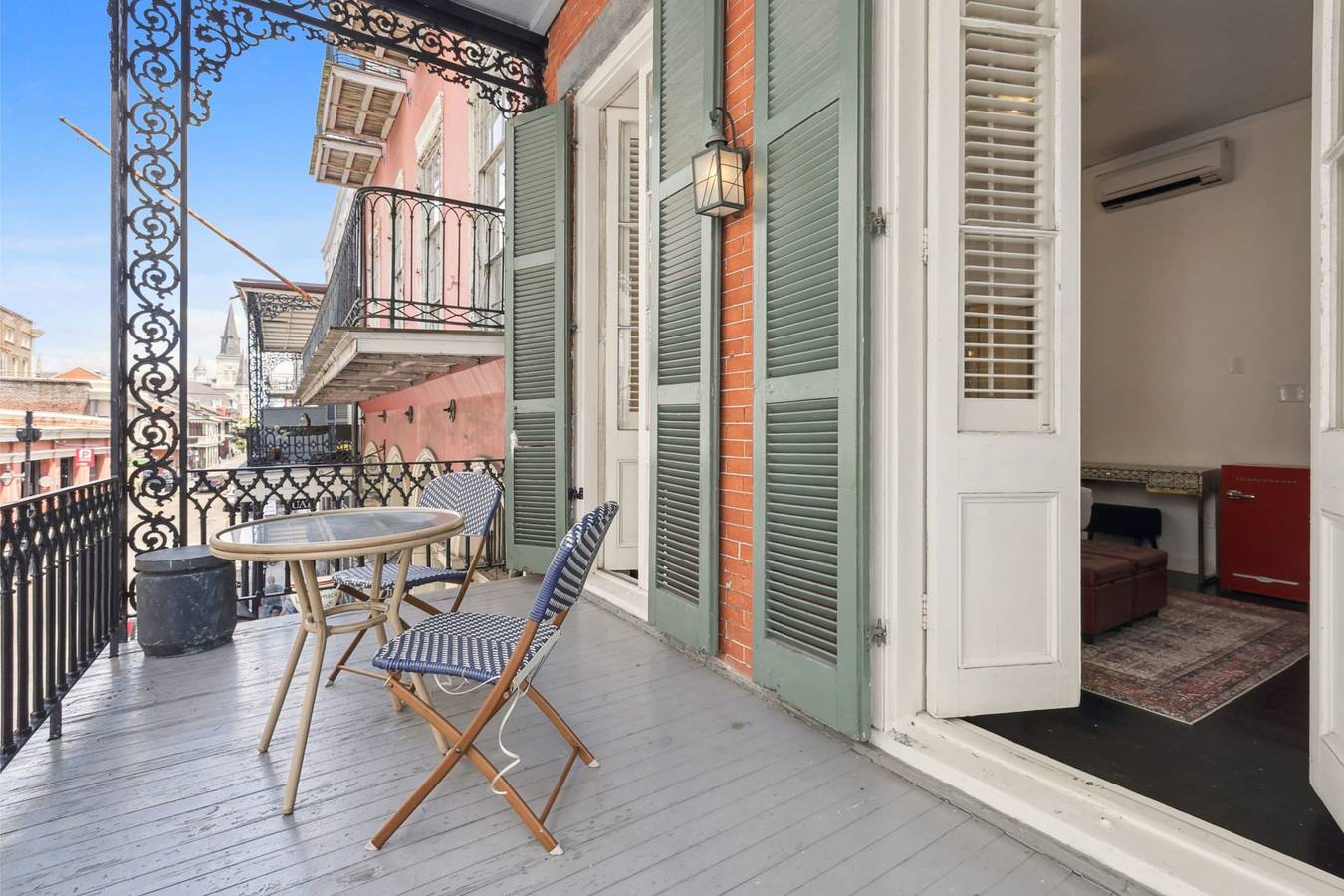 Apartamento entero, Roami at St Helene Pool Chartres St Balcony in Vieux Carre, New Orleans