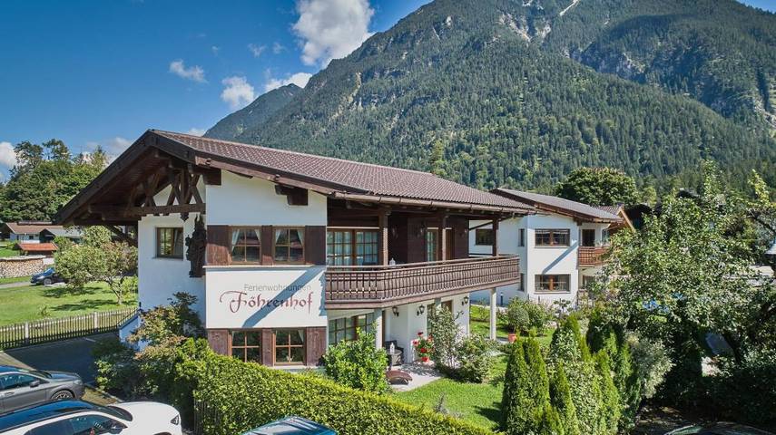 Ferienwohnung für 2 Personen, mit Balkon und Terrasse sowie Garten und Ausblick