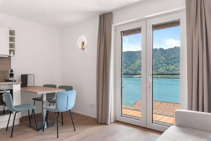Ganze Ferienwohnung, Seelodge 2-4 Personen mit Balkon und Terrasse Eg in Treffen am Ossiacher See, Gerlitzen