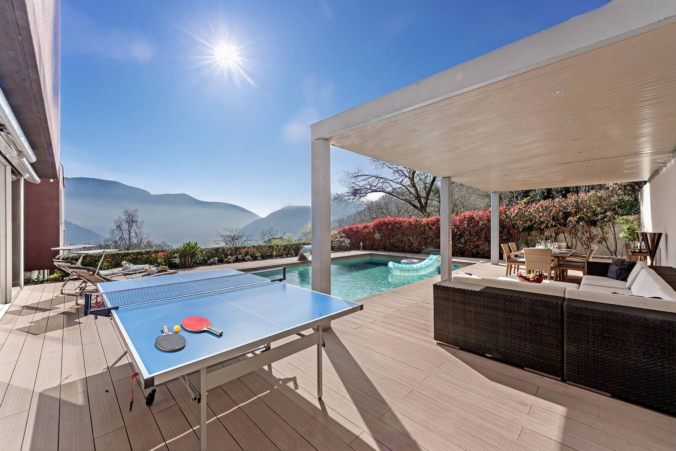Villa Dolce Vita With Private Pool in Lugano, Lago de Lugano