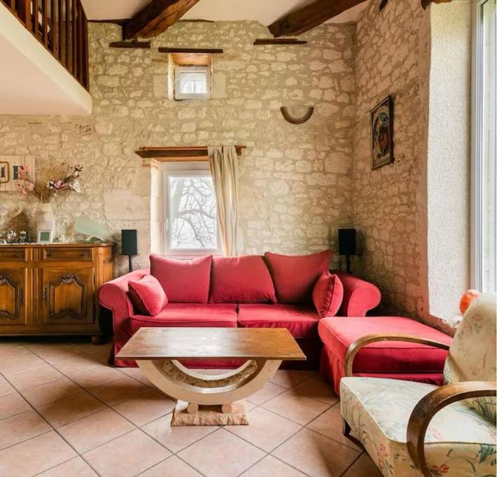 Location de vacances pour 8 personnes, avec piscine ainsi que terrasse et jardin à Cazes-Mondenard