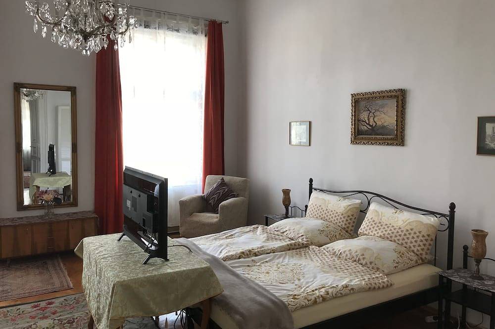 Ganze Wohnung, Großzügiges 88 m² großes Apartment im 1. Stock in Wien, Wienerwald