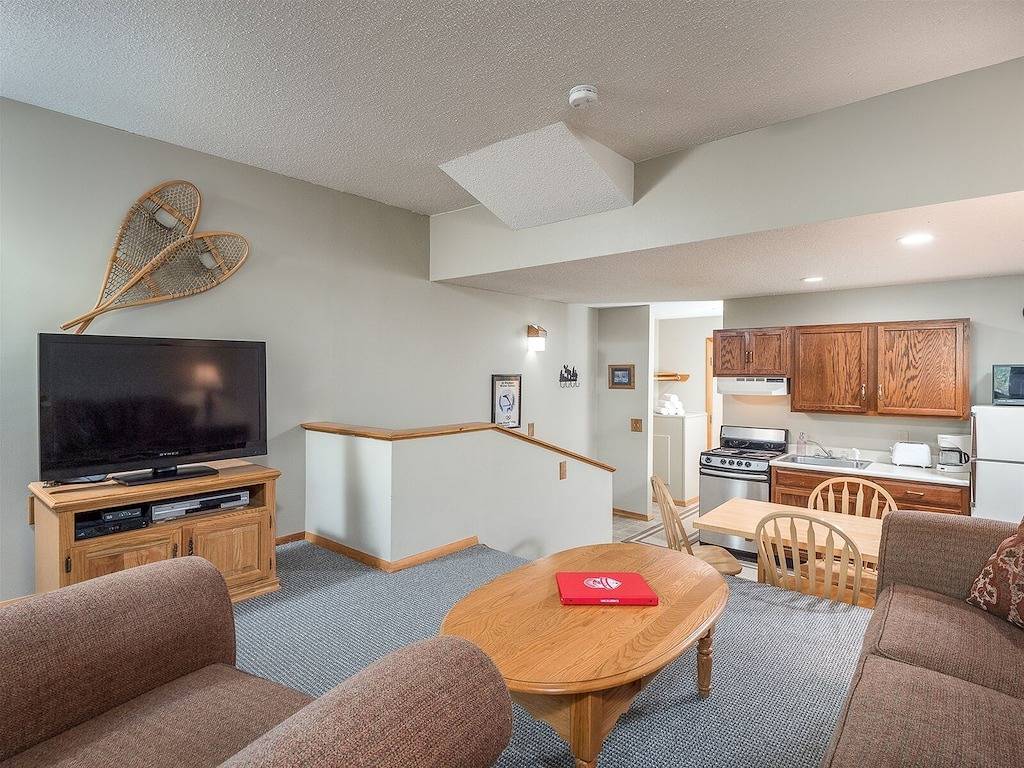 Ganze Wohnung, Sunrise | 1 Bed, 1 Bath in Newry, Sunday River