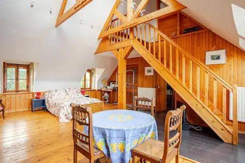 Gîte pour 2 personnes, avec jardin ainsi que piscine et jacuzzi à Ploubezre - 3