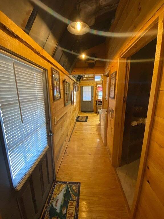 Jocassee Valley cabin- Free Park Pass\n in Lake Keowee