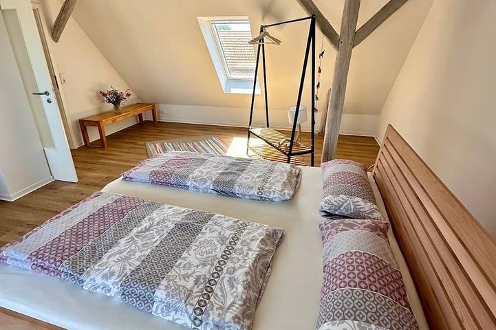 Ganze Wohnung, Große Ferienwohnung in Mecklenburg nahe Naturschutzgebiet, Badesee und Ostsee in Langen Brütz, Ludwigslust-Parchim
