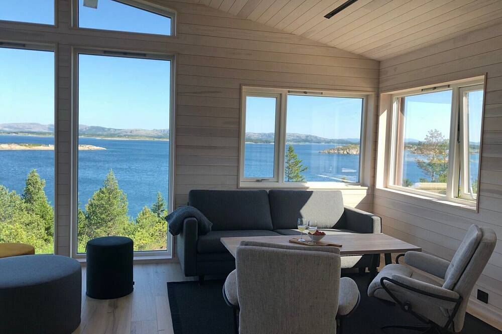 Neues Ferienhaus, idyllische Lage am Meer in Nærøy