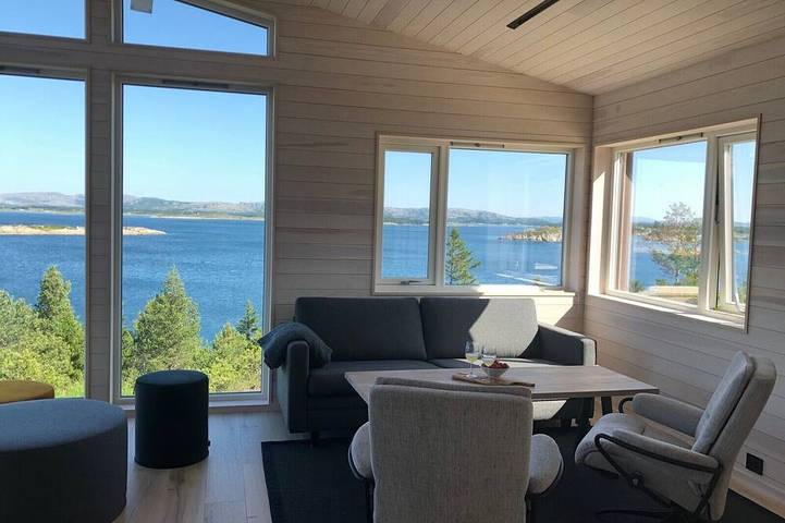 Neues Ferienhaus, idyllische Lage am Meer in Nærøy