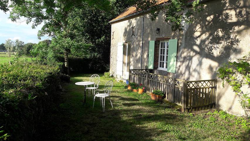 Gîte pour 2 personnes, avec jardin dans Allier - 3