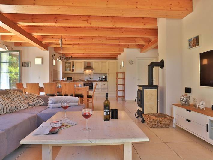 Ferienwohnung für 8 Personen, mit Garten und Terrasse sowie Sauna, kinderfreundlich in Groß Schwansee - 2