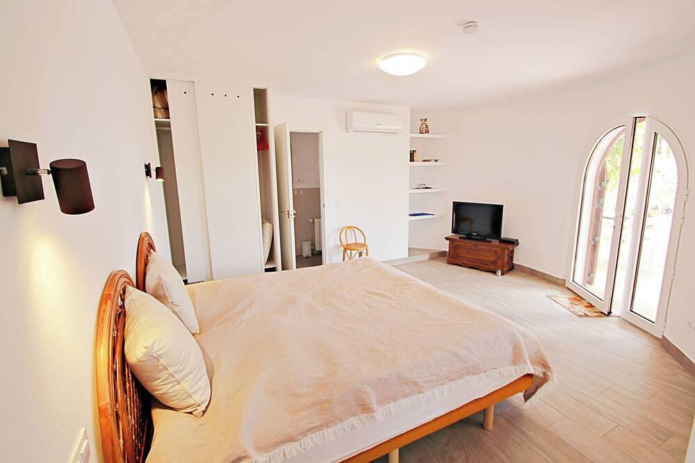 Emi - villa con piscina privada y vistas al mar en Benissa in Benisa, Costa Blanca