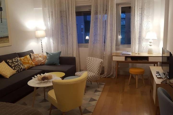 Appartamento intero, Appartamento in Trastevere free wi-fi fibra 1GBs climatizzato cucina attrezzata. in Roma, Provincia di Roma