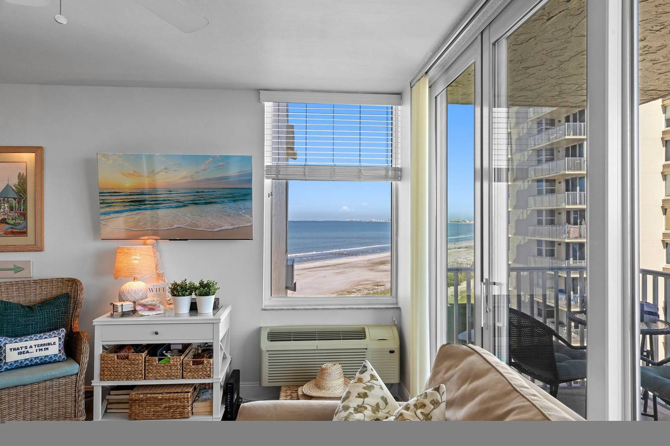 Ganze Wohnung, Estero Beach Tennis Club 708C Sunrise/Sunset View in Fort Myers Beach, Estero Island