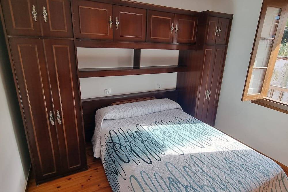 La Jomeruca. Casa de pueblo cerca de playa y montaña in Reocín, Costa de Cantabria