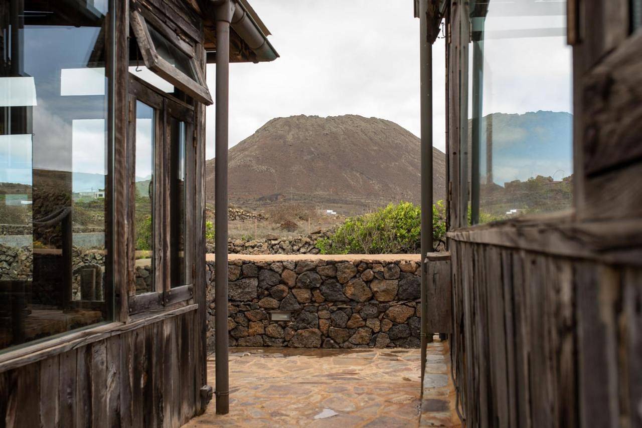 Two-Bedroom House in Haría, Lanzarote