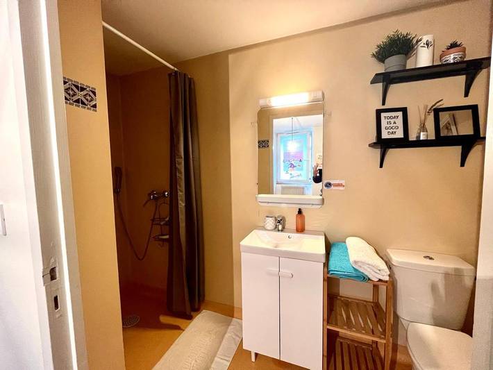 Gîte pour 2 personnes, avec terrasse à Rives - 2