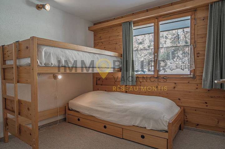 Gîte pour 5 personnes, avec balcon dans Chandolin - 2