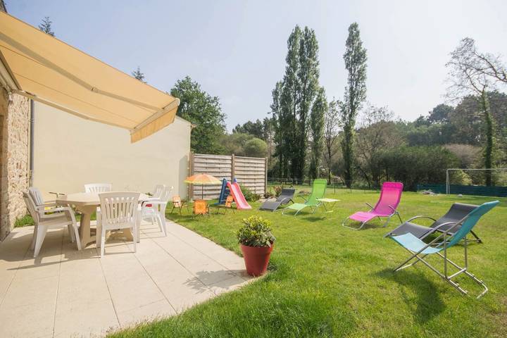 Gîte pour 7 personnes, avec terrasse et jardin à Plouhinec (Morbihan) - 3