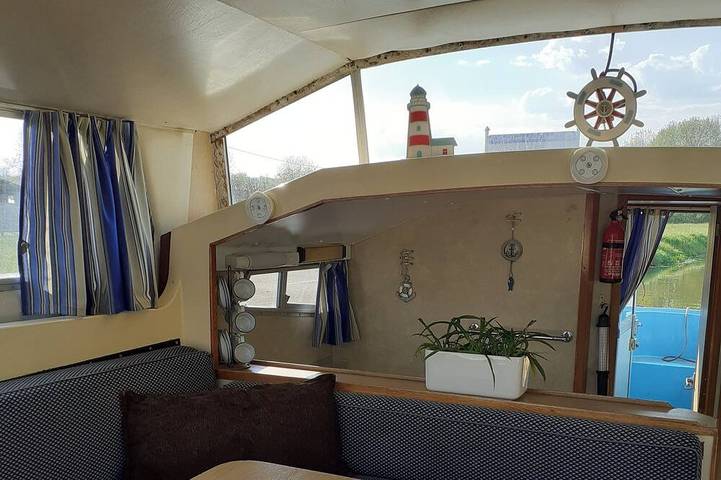Péniche pour 6 personnes dans le Cher - 4