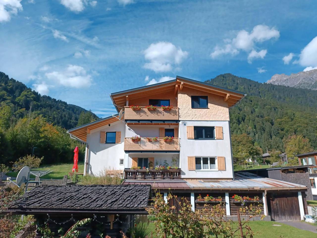 Ganze Ferienwohnung, Ferienwohnung mit Dusche, Wc, 2 Schlafräumen in Rätikon Gebirgsgruppe, Vandans