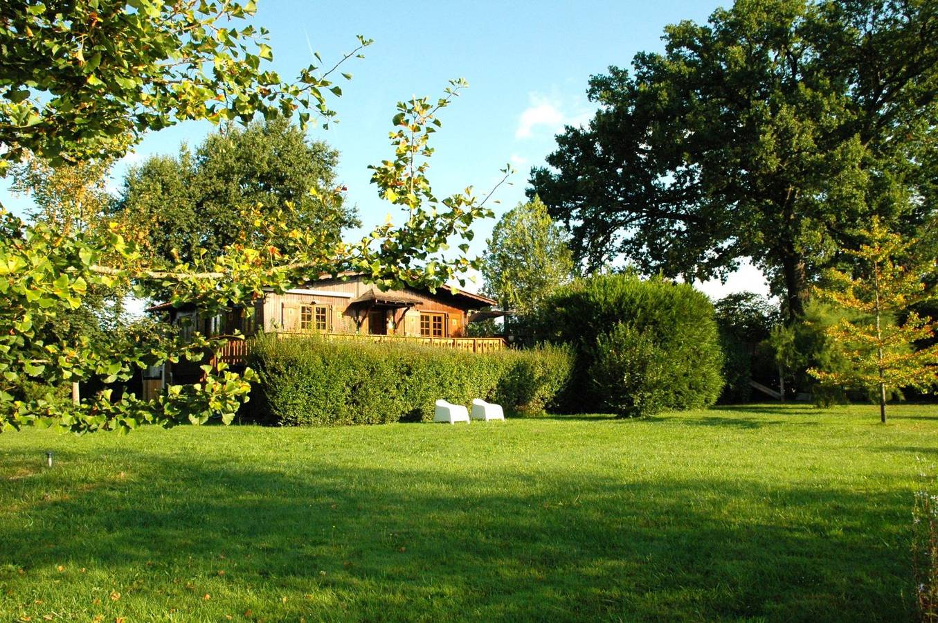 Au Cœur Vert 💚 Chalet en bord de Saône in Pontailler-sur-Saône, Région de Dijon