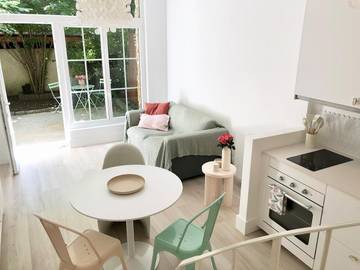 Gîte pour 2 personnes, avec terrasse à Parmain