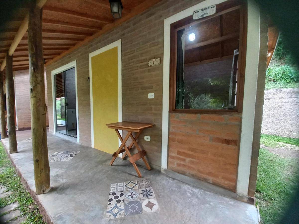 Chalés do Alcantilado in Santo Antônio do Pinhal, Região Metropolitana do Vale do Paraíba e Litoral Norte