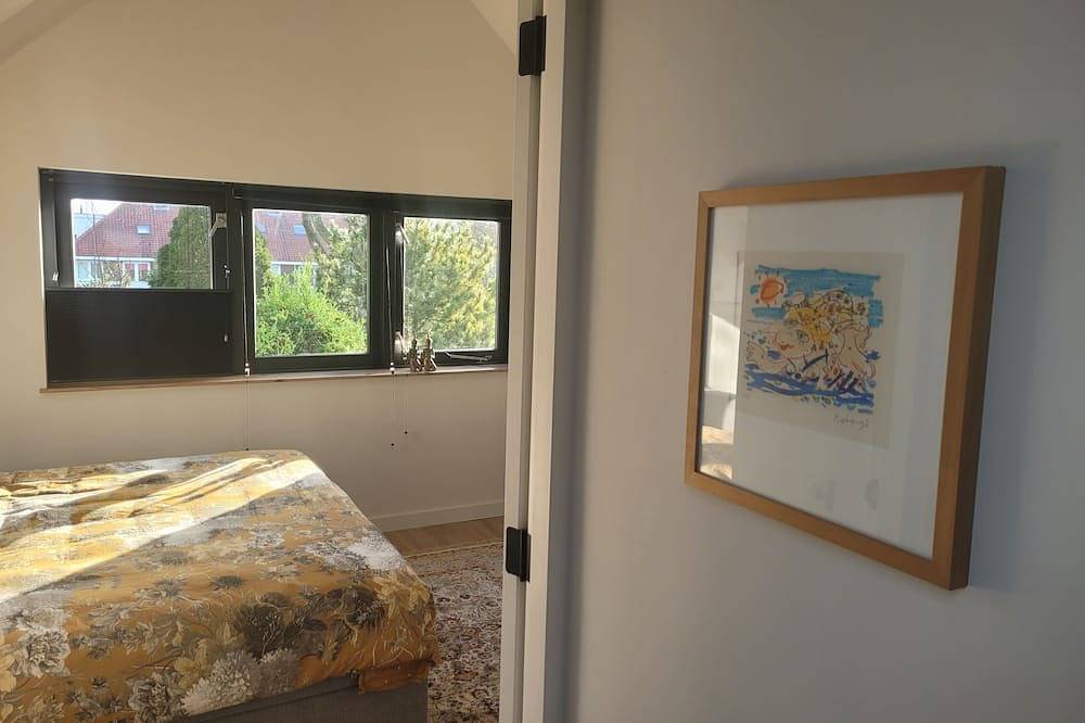Geheel appartement, Luxe nieuw appartement op kleine afstand van bossen, duin en strand in Castricum in Castricum, Nederlandse Noordzeekust