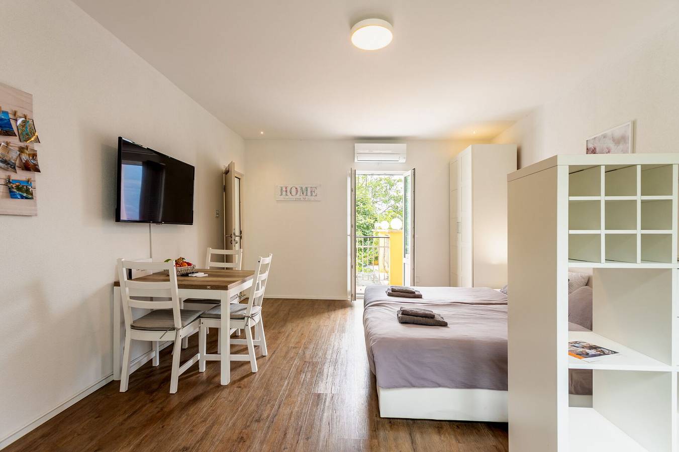 Ganze Wohnung, Ferienwohnung für 2 Personen mit Terrasse in Stazzona, Stazzona und Umgebung