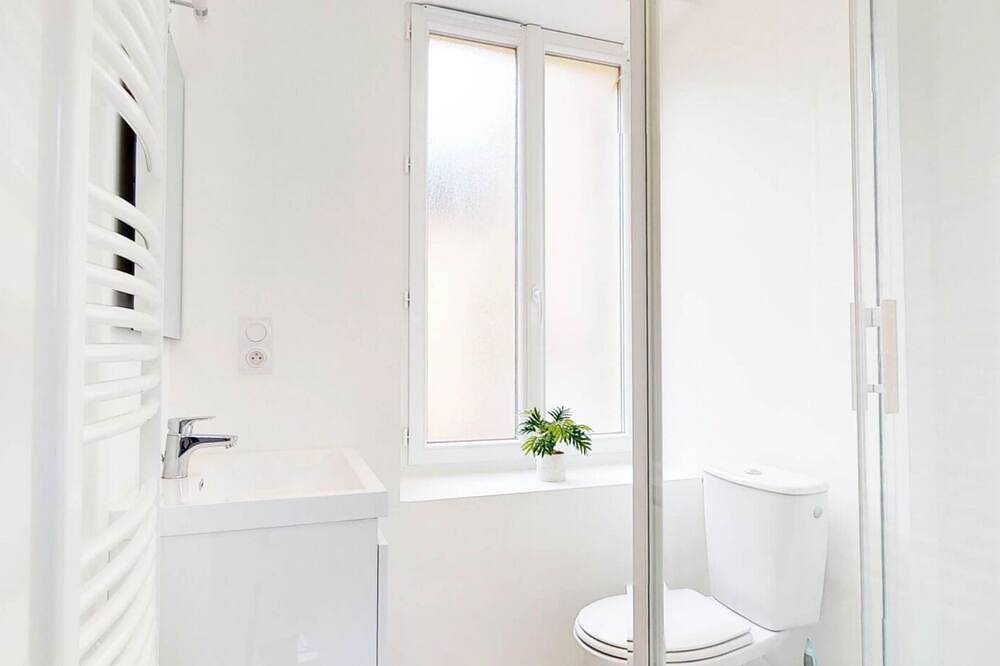 Ganze Wohnung, 40 M2#Design#Plein-centre#Bestofblo in Fontainebleau, Seine-et-Marne