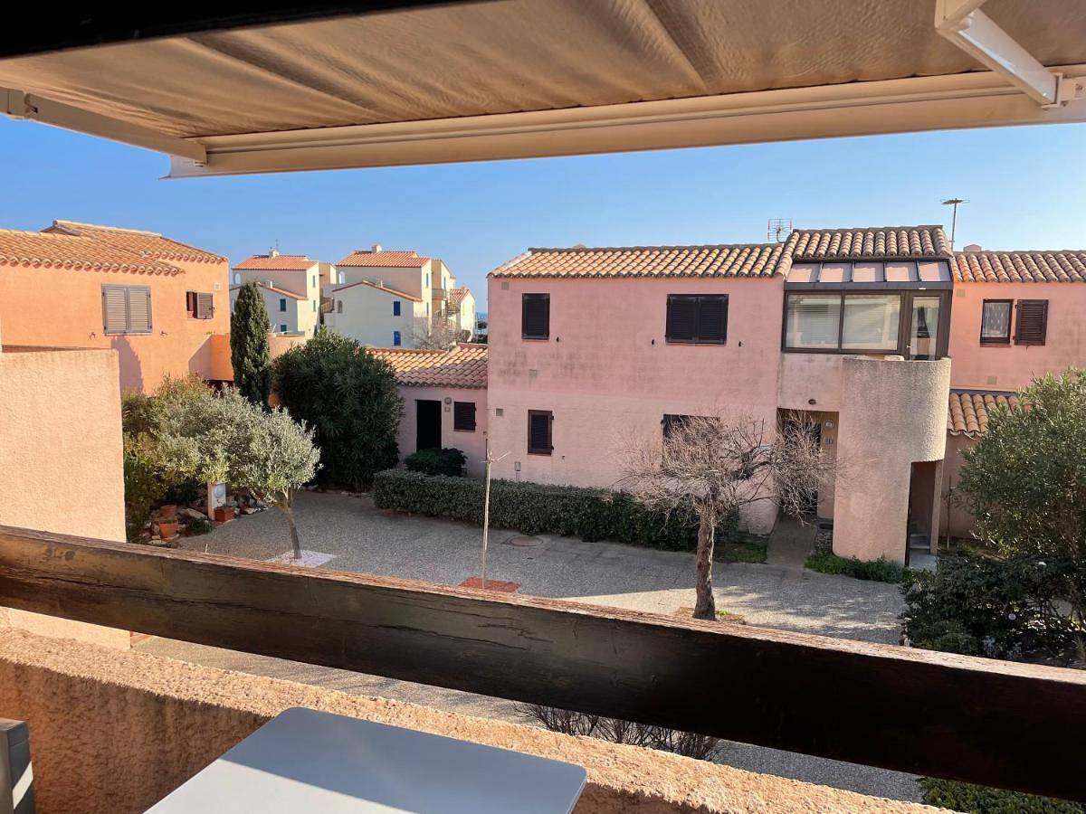 746 Aphrodite naturiste in Port Leucate, Leucate