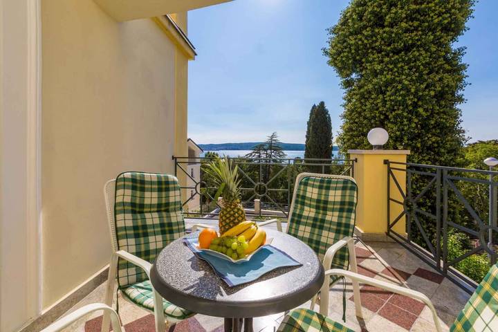 Ferienwohnung für 4 Personen, mit Balkon und Garten - 1